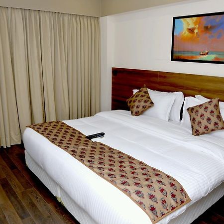 Hotel Mumbai House Andheri East, Мумбаї Екстер'єр фото