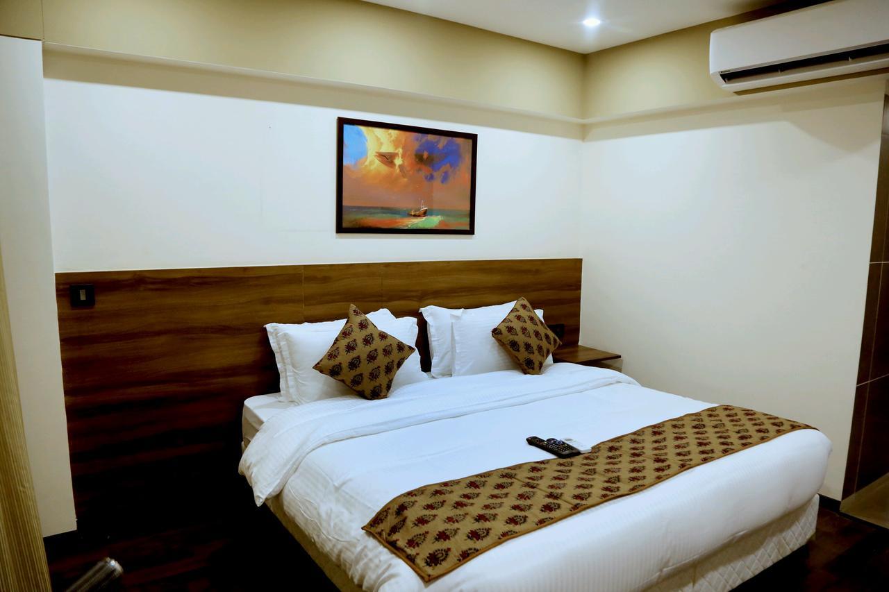 Hotel Mumbai House Andheri East, Мумбаї Екстер'єр фото