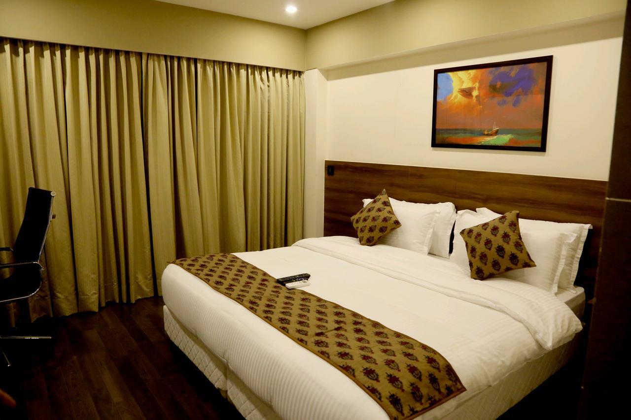 Hotel Mumbai House Andheri East, Мумбаї Екстер'єр фото