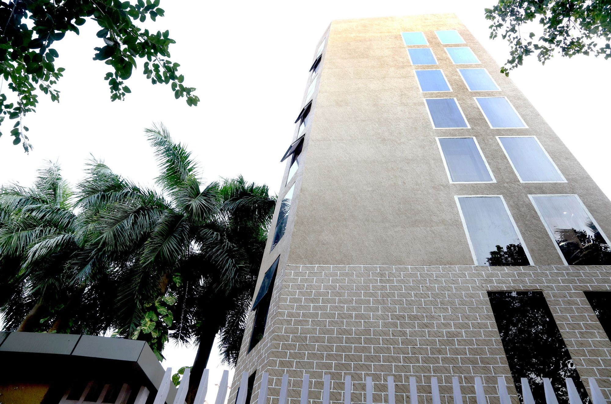 Hotel Mumbai House Andheri East, Мумбаї Екстер'єр фото