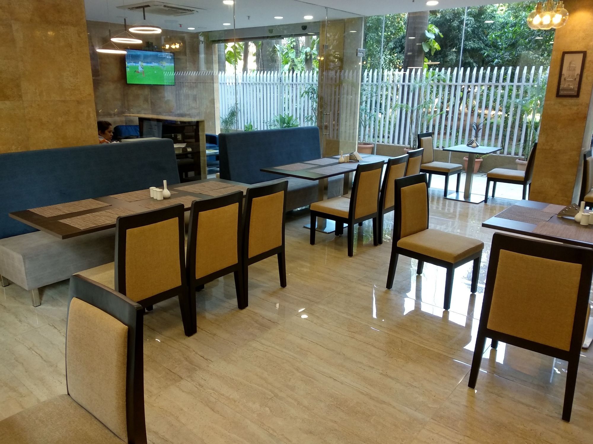 Hotel Mumbai House Andheri East, Мумбаї Екстер'єр фото